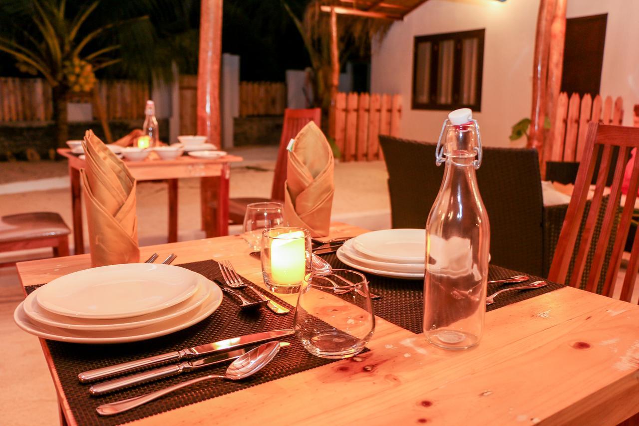 Feridhoo 卡斯特维假日旅馆酒店 外观 照片
