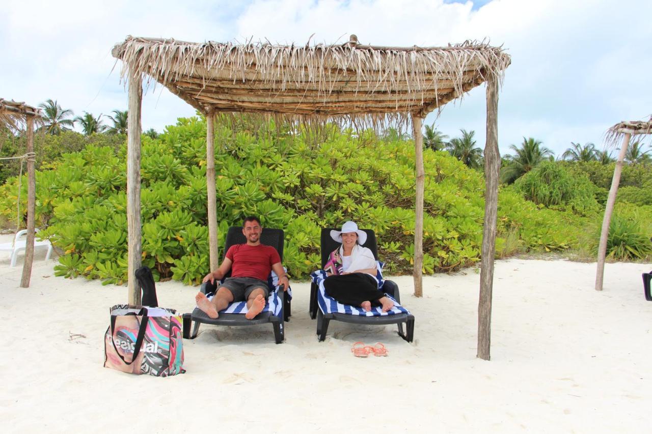 Feridhoo 卡斯特维假日旅馆酒店 外观 照片