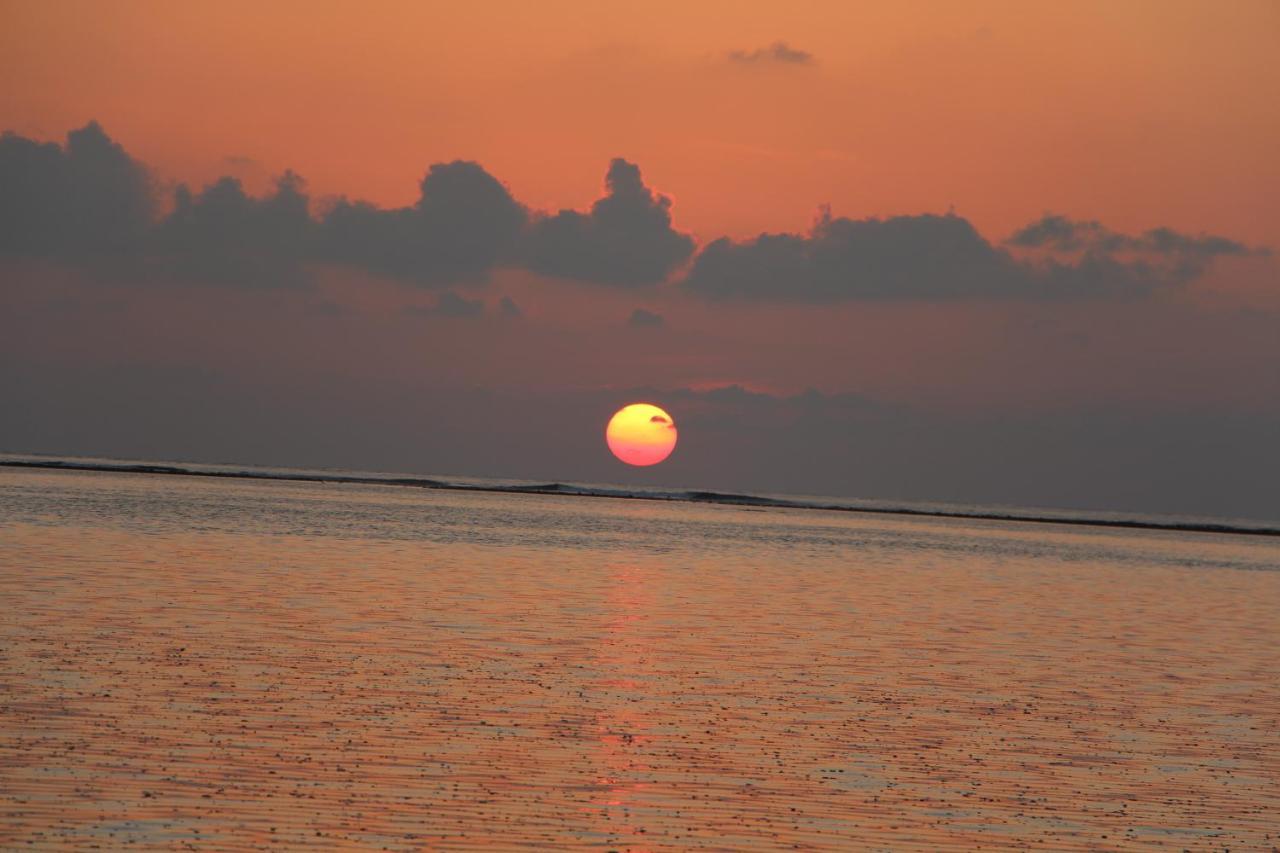 Feridhoo 卡斯特维假日旅馆酒店 外观 照片